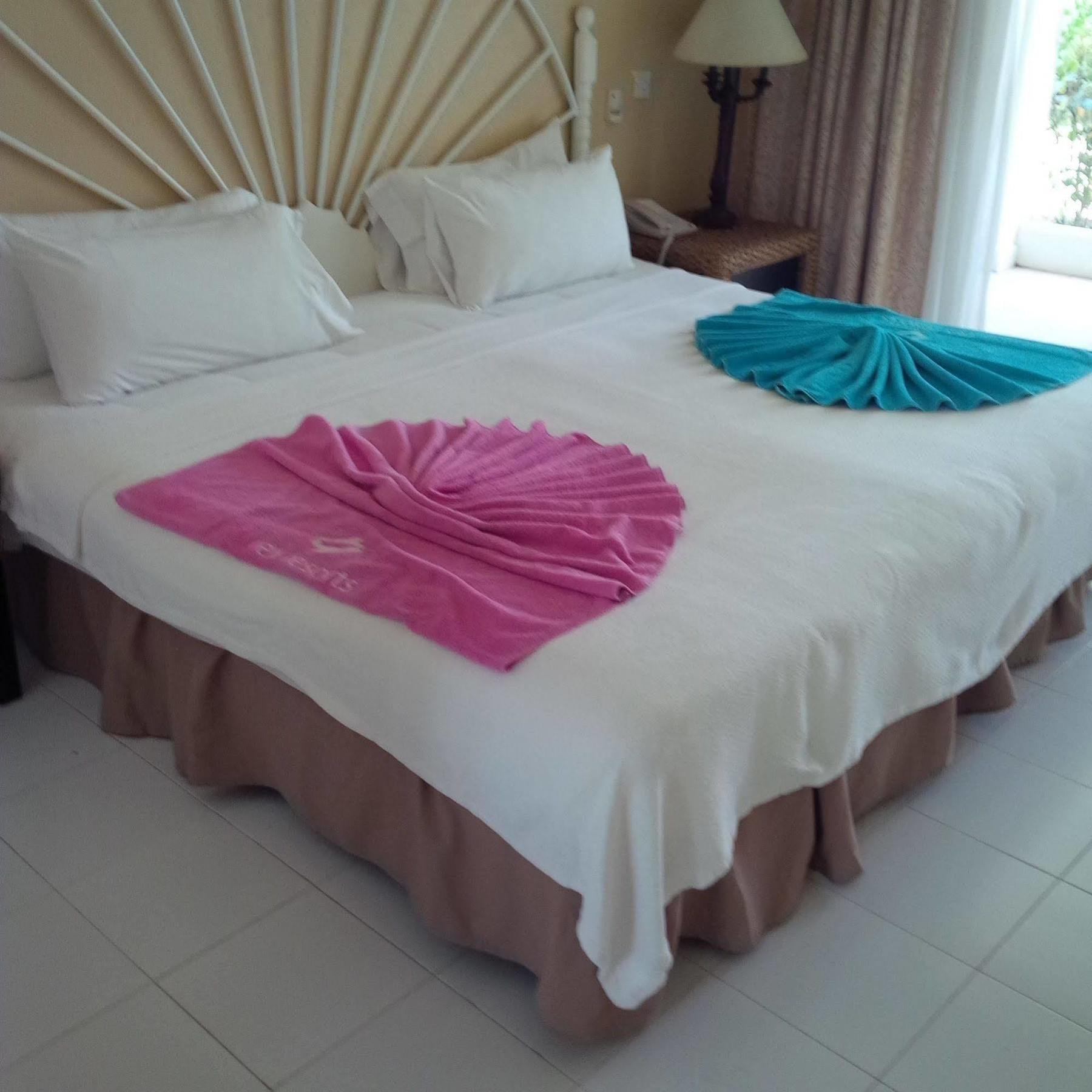 Starfish Discovery Bay Holetown Luaran gambar