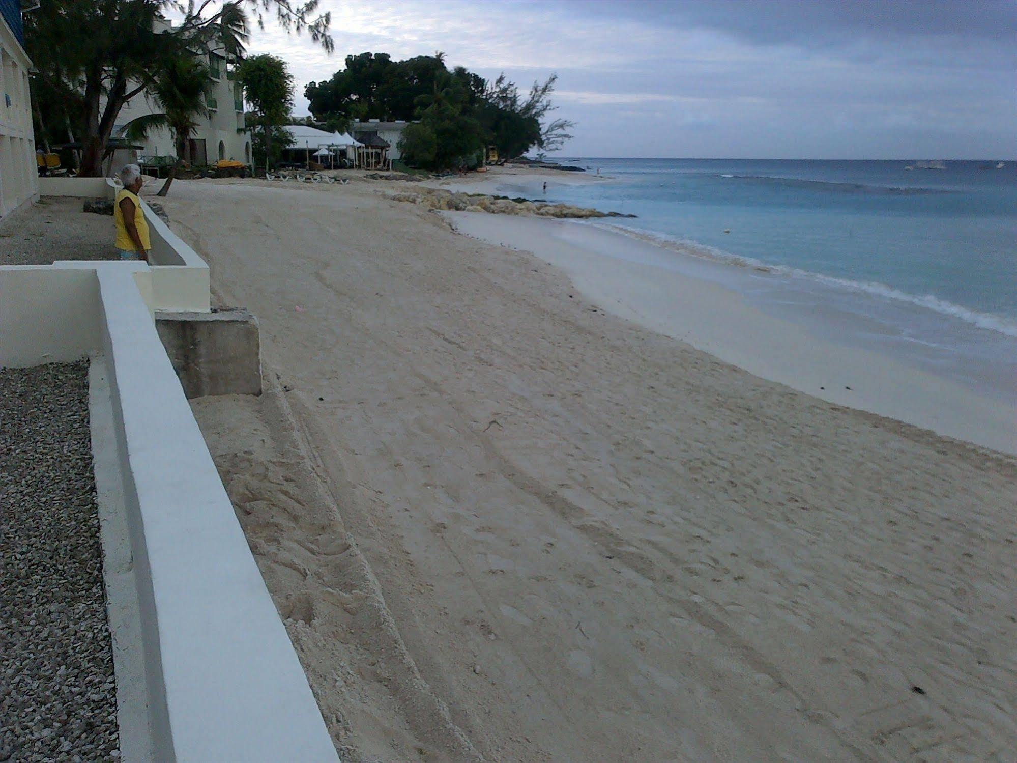 Starfish Discovery Bay Holetown Luaran gambar